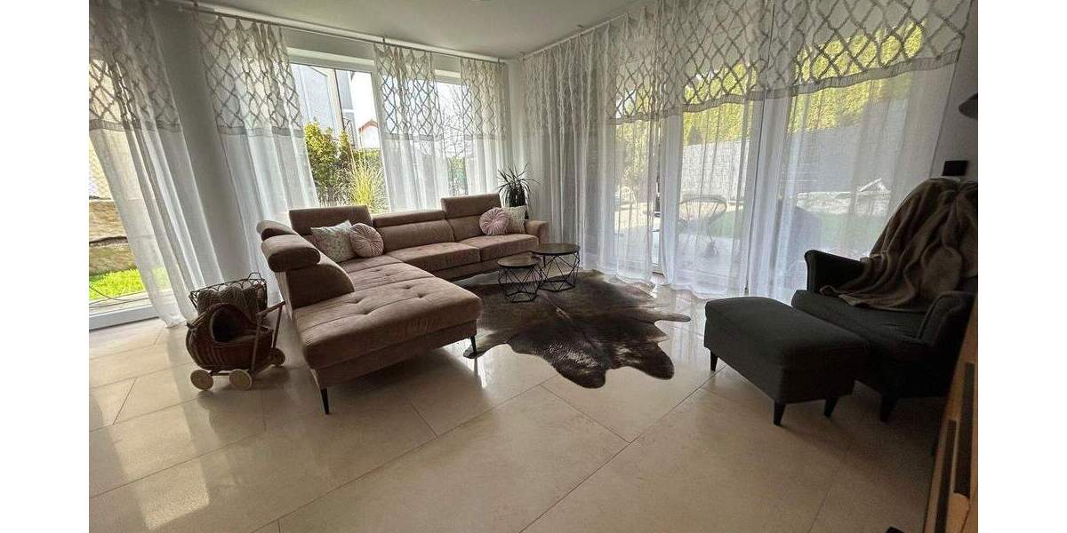 Etagenwohnung Niefern-Öschelbronn Öschelbronn - 3 Zimmer, 104 m&sup2;, 385.000&euro; | Angebot:25755923