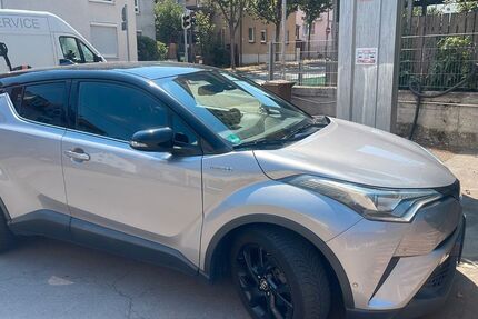 Toyota C-HR 200.000 km 12.000 &euro; Stuttgart 70439