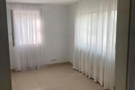 Wohnung Leonberg - 2 Zimmer, 50 m&sup2;, 850&euro; | Angebot:26408604