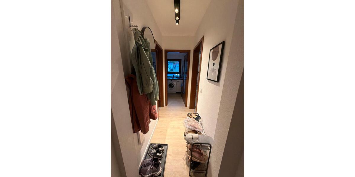 Dachgeschoßwohnung Tübingen Lustnau - 2 Zimmer, 40 m&sup2;, 1.180&euro; | Angebot:27611655