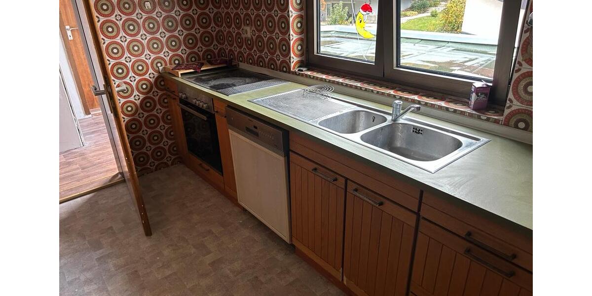 Etagenwohnung Ammerbuch - 5 Zimmer, 140 m&sup2;, 1.000&euro; | Angebot:24299498