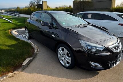 Opel Astra 189.000 km 3.500 € Rottenburg 72108