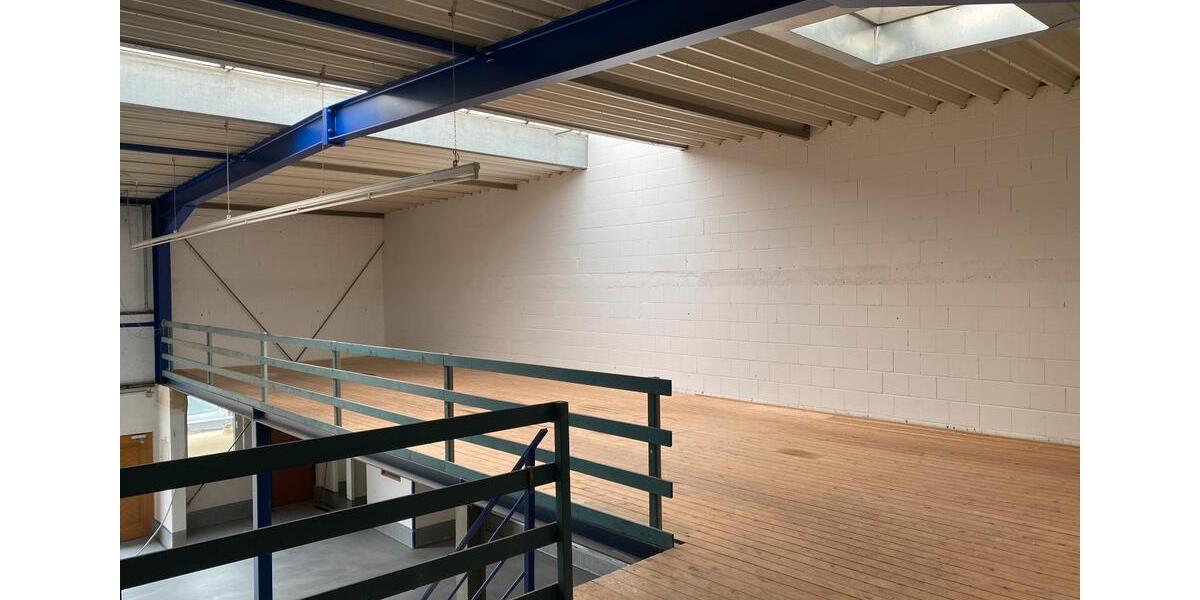 Gewerbeobjekt Deckenpfronn - 2.100&euro; | Angebot:24299682