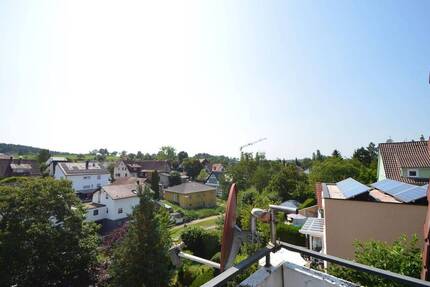 3 Zimmer Wohnung in kleiner Einheit mit Garage 3 zimmer