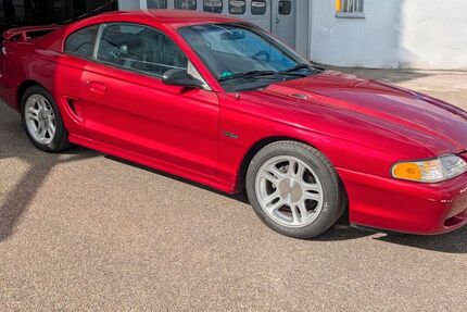 Ford Mustang 126.000 km 11.500 &euro; Ditzingen 71254