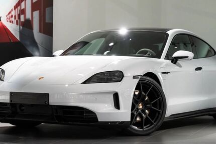 Porsche Taycan 20.000 km 107.480 &euro; Pforzheim 75177