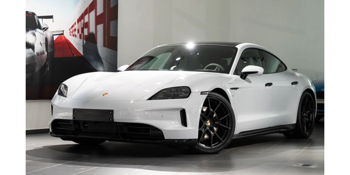 Porsche Taycan 20.000 km 107.480 &euro; Pforzheim 75177