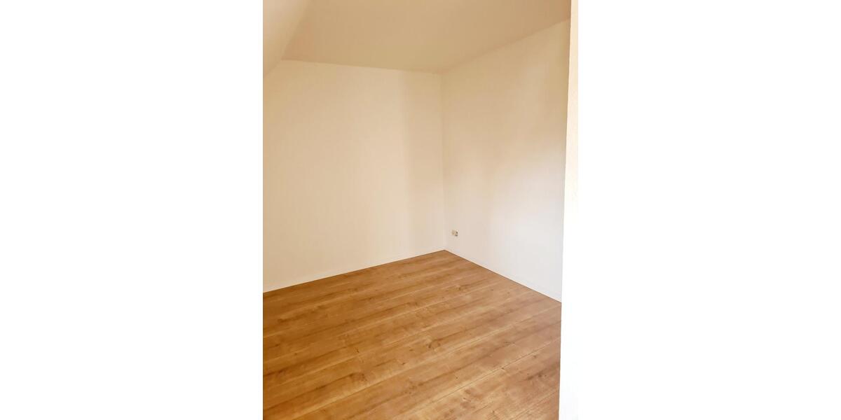 Dachgeschoßwohnung Ostfildern - 2 Zimmer, 45 m&sup2;, 730&euro; | Angebot:26454709