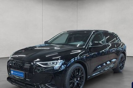 Audi e-tron 24.467 km 30.890 &euro; Reutlingen 72762