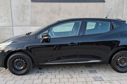 Renault Clio 122.000 km 7.900 &euro; Bad Teinach 75385