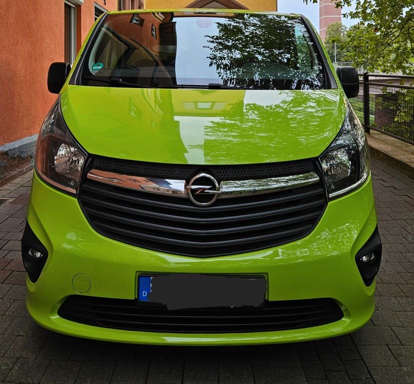 Opel Vivaro 127.544 km 11.700 € Pforzheim 75175