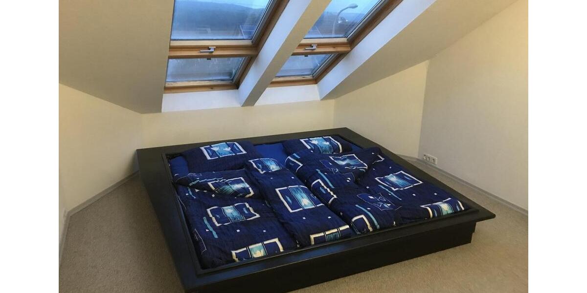 Dachgeschoßwohnung Kusterdingen - 2.5 Zimmer, 55 m&sup2;, 1.050&euro; | Angebot:24530037