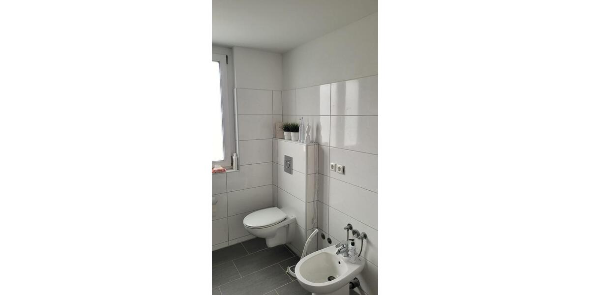 Maisonettenwohnung Sachsenheim - 4 Zimmer, 140 m&sup2;, 1.300&euro; | Angebot:26124261