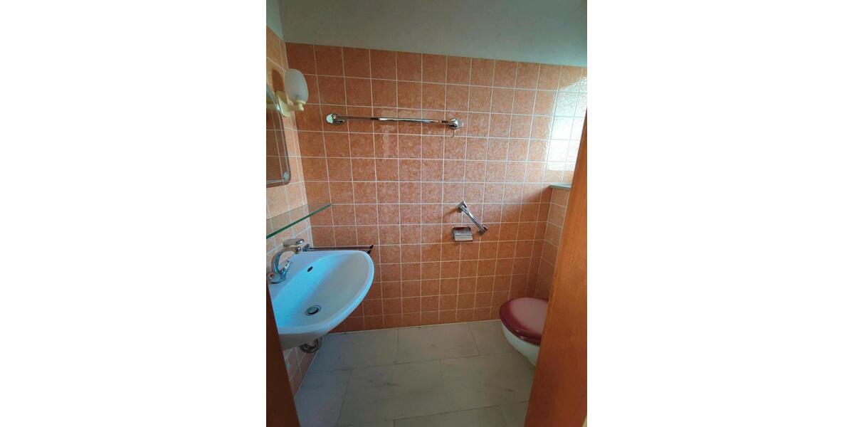 Doppelhaushälfte Leonberg - 6 Zimmer, 146 m&sup2;, 500.000&euro; | Angebot:27244478