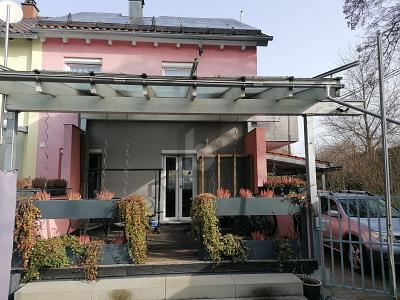 IDEAL FÜR DIE FAMILIE - MIT SONNIGEM GARTEN - Reihenendhaus Nürtingen | Angebot:27363362