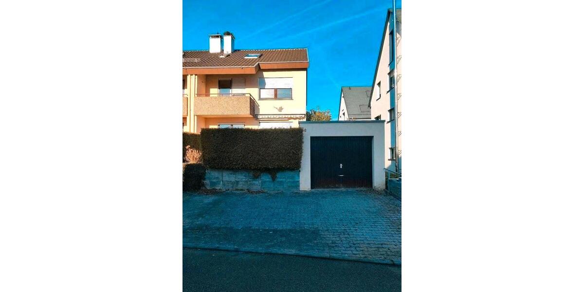 Doppelhaushälfte Leonberg - 6 Zimmer, 146 m&sup2;, 500.000&euro; | Angebot:26597535