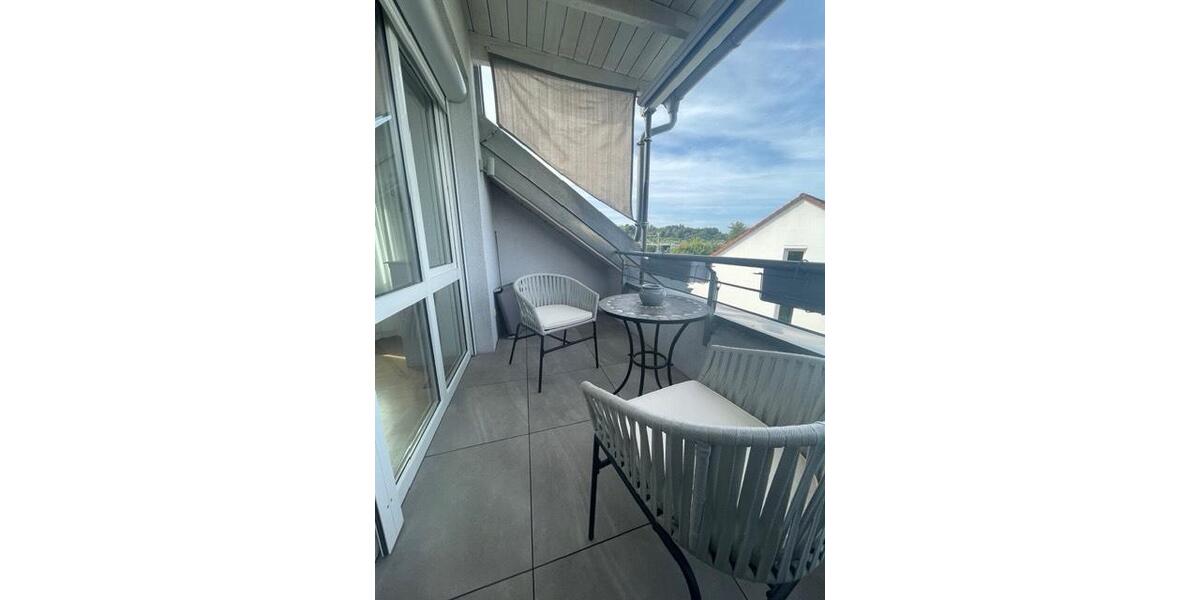 Dachgeschoßwohnung Renningen - 3.5 Zimmer, 75 m&sup2;, 390.000&euro; | Angebot:25644989