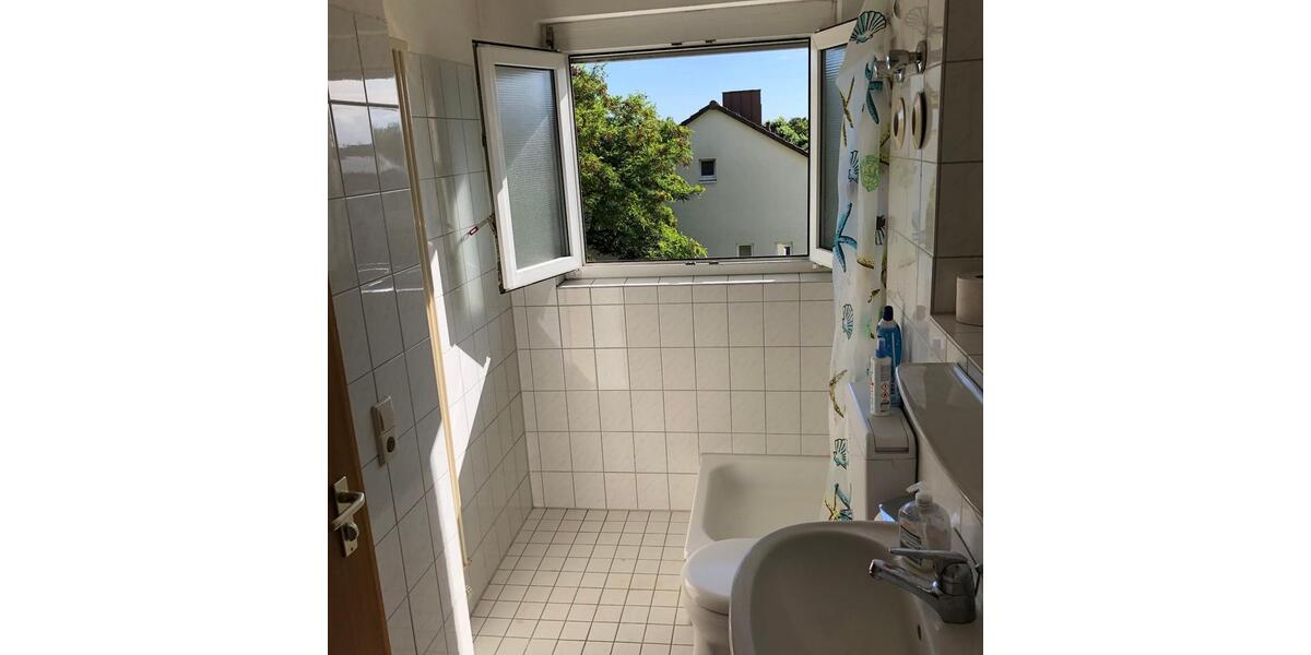 Etagenwohnung Stuttgart Degerloch - 3 Zimmer, 93 m&sup2;, 1.410&euro; | Angebot:26167390