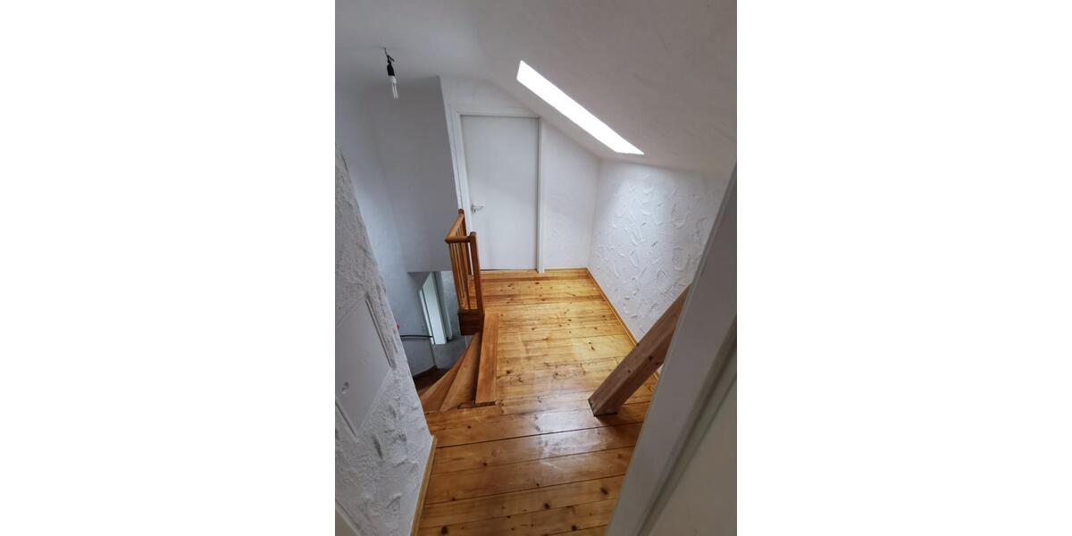 Haus mit großem Garten: 150m² Wohnfläche, Terasse, Garage, Garten 7 zimmer