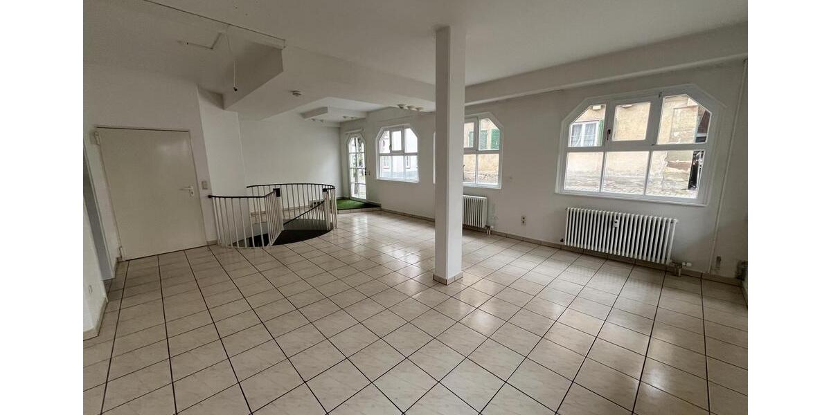 Gewerbeobjekt Herrenberg - 1.100&euro; | Angebot:24783417