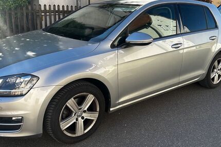 VW Golf 129.000 km 9.200 &euro; Wendlingen 73240