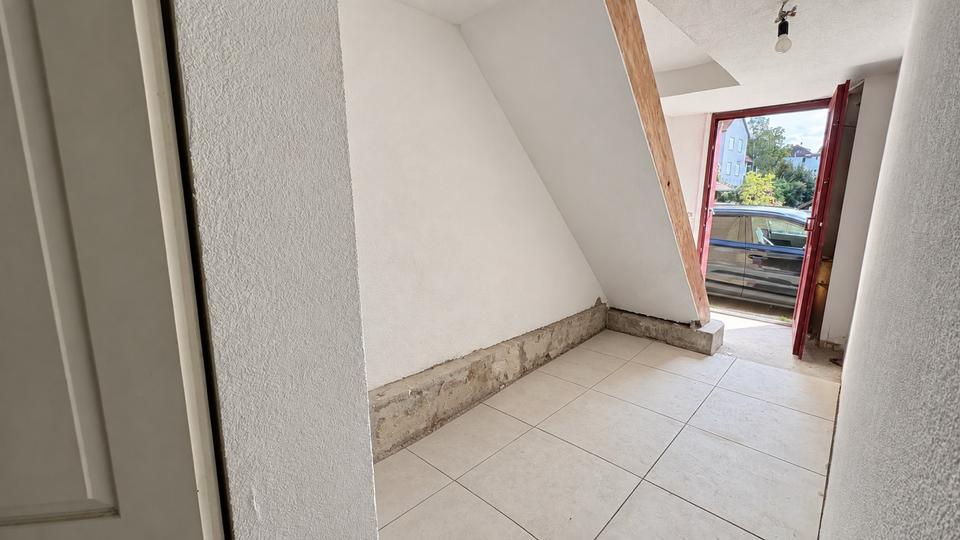 Einfamilienhaus Esslingen am Neckar Oberesslingen - 4.5 Zimmer, 140 m&sup2;, 1.995&euro; | Angebot:27623344