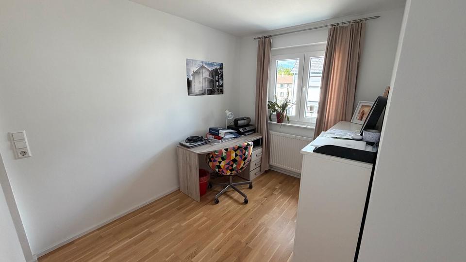 Reihenhaus Reutlingen Orschel-Hagen - 2.5 Zimmer, 82 m&sup2;, 349.000&euro; | Angebot:26817403