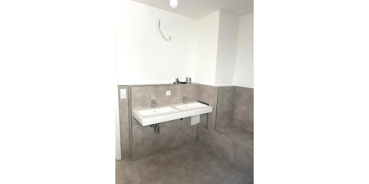 Erdgeschoßwohnung Pforzheim Eutingen - 4 Zimmer, 87 m&sup2;, 1.230&euro; | Angebot:24658904