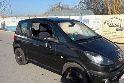 Peugeot 1007 84.133 km 2.999 &euro; Weil Im Schoenbuch 71093