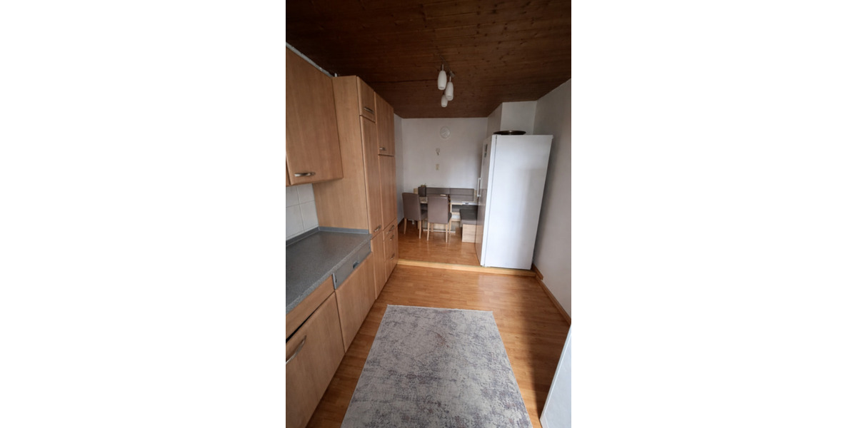 Etagenwohnung Esslingen am Neckar - 5 Zimmer, 148 m&sup2;, 450.000&euro; | Angebot:25959641