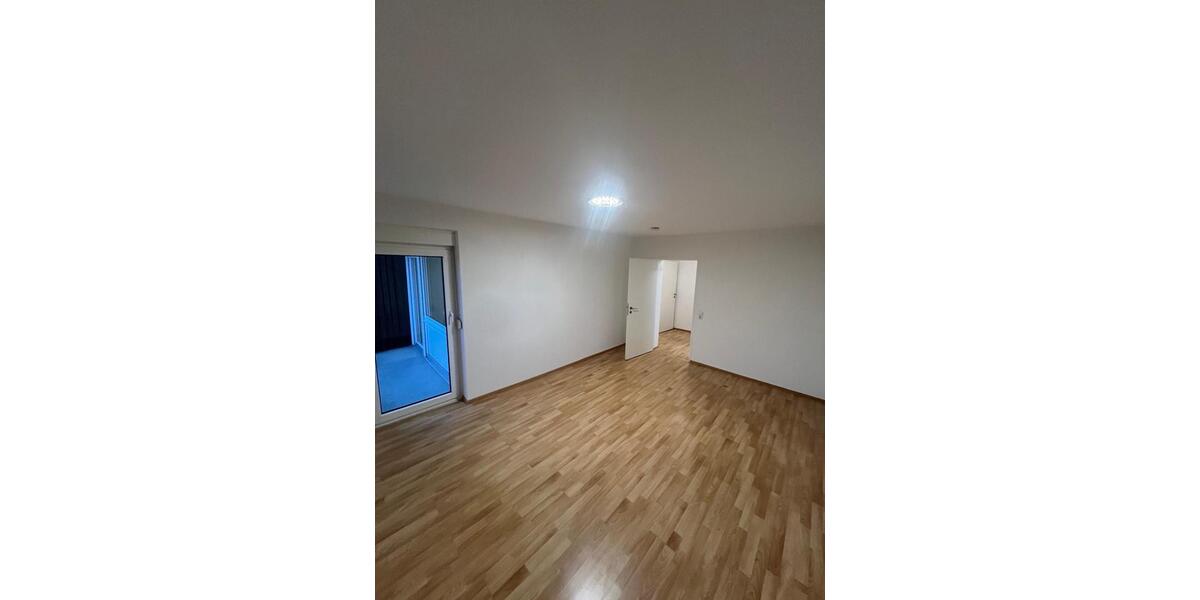 Etagenwohnung Ludwigsburg Oßweil - 2 Zimmer, 65 m&sup2;, 235.000&euro; | Angebot:24680852