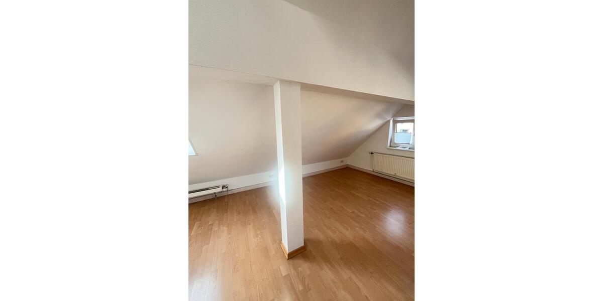 Dachgeschoßwohnung Stuttgart Stuttgart-Ost - 2 Zimmer, 59 m&sup2;, 974&euro; | Angebot:24521075