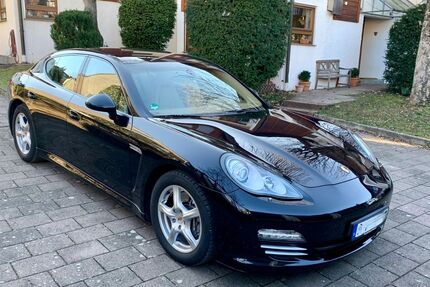 Porsche Panamera 133.000 km 23.900 &euro; Stuttgart 70619