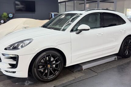 Porsche Macan 104.000 km 39.300 &euro; Pforzheim 75179