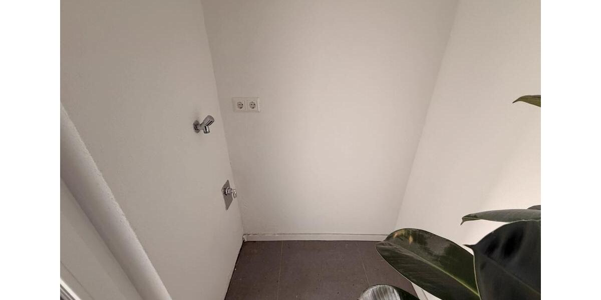 Etagenwohnung Stuttgart Zuffenhausen - 4 Zimmer, 86 m&sup2;, 1.400&euro; | Angebot:27591603