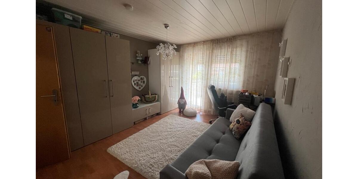 Etagenwohnung Riederich - 5 Zimmer, 94 m&sup2;, 349.000&euro; | Angebot:26633155