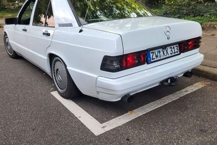 Mercedes 190