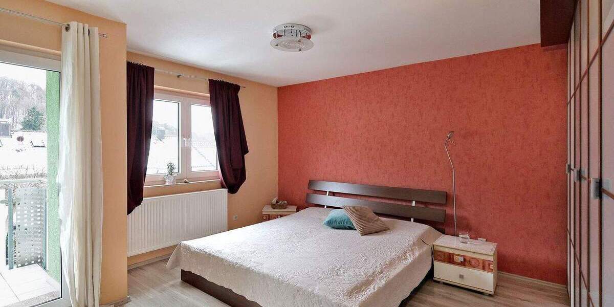 Reihenmittelhaus Leonberg Ramtel - 4 Zimmer, 93 m&sup2;, 439.000&euro; | Angebot:24822064