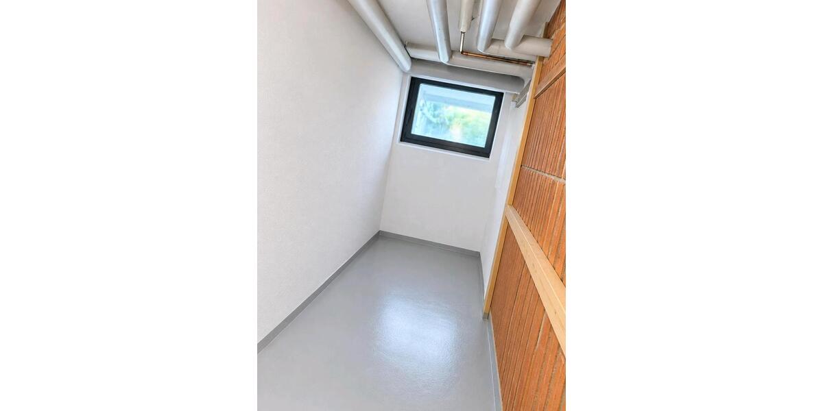 Etagenwohnung Reutlingen Reutlingen (Kernstadt) - 1 Zimmer, 6 m&sup2;, 65&euro; | Angebot:27597194