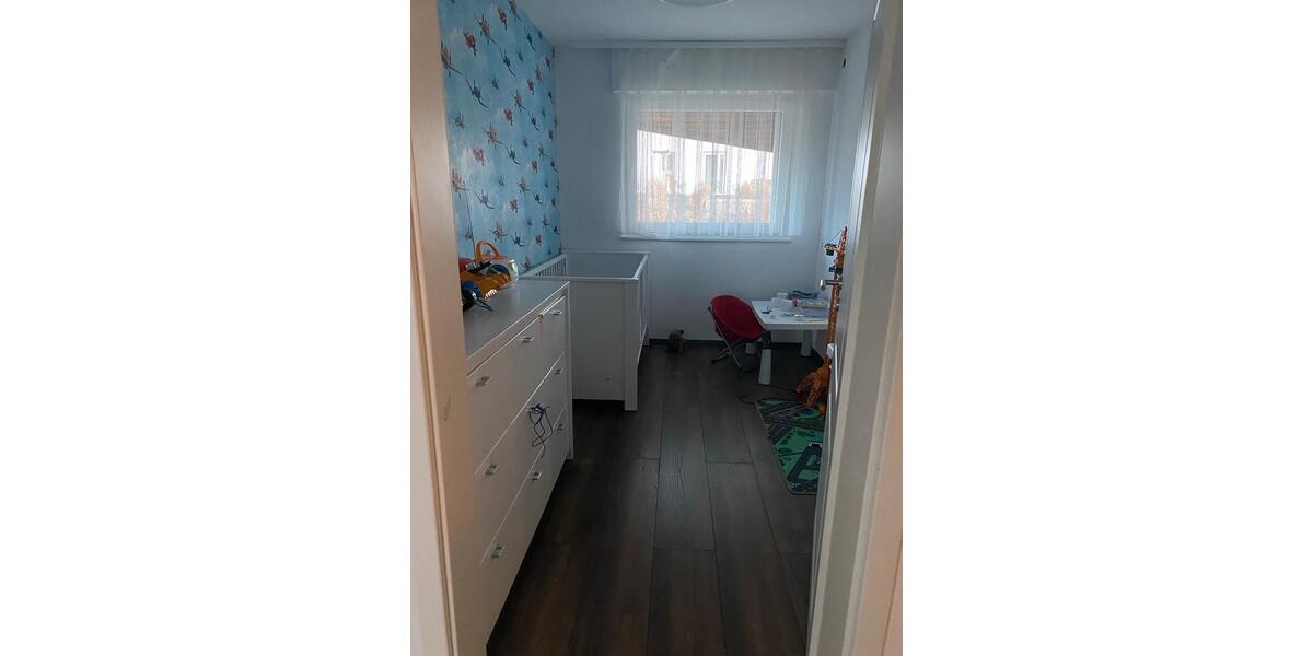 Doppelhaushälfte Möglingen - 6 Zimmer, 146 m&sup2;, 2.300&euro; | Angebot:26448103