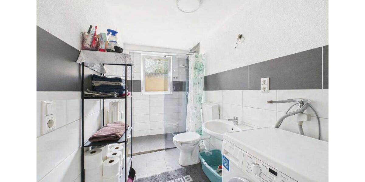 Etagenwohnung Esslingen am Neckar Oberesslingen - 2 Zimmer, 42 m&sup2;, 145.000&euro; | Angebot:24719660