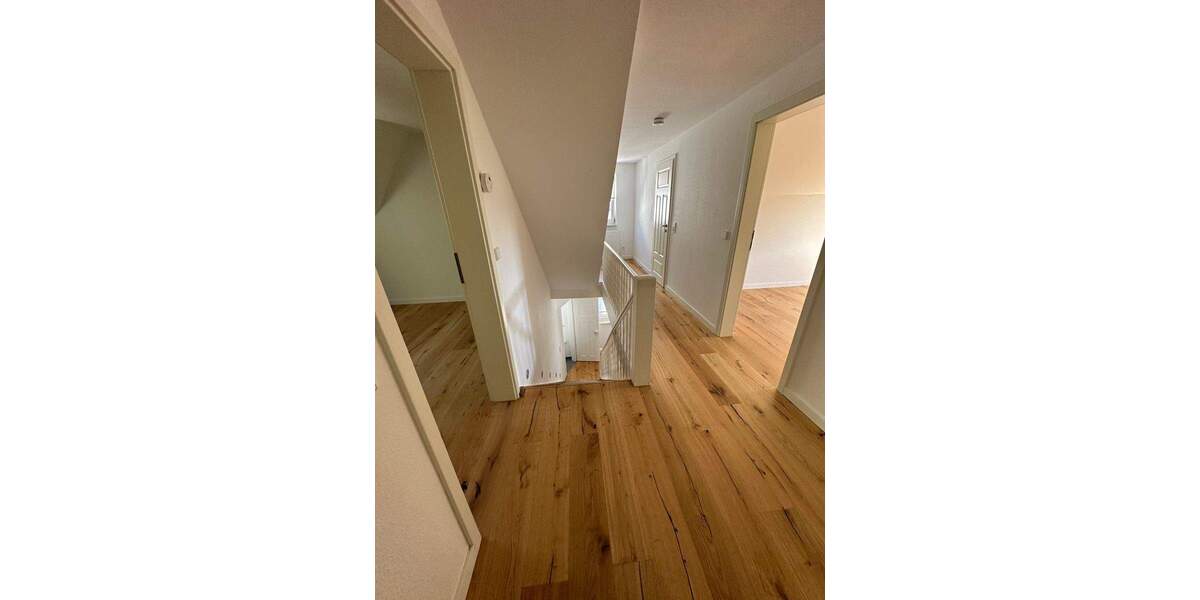 Einfamilienhaus Waiblingen / Beinstein Beinstein - 8 Zimmer, 233 m&sup2;, 2.680&euro; | Angebot:25340118