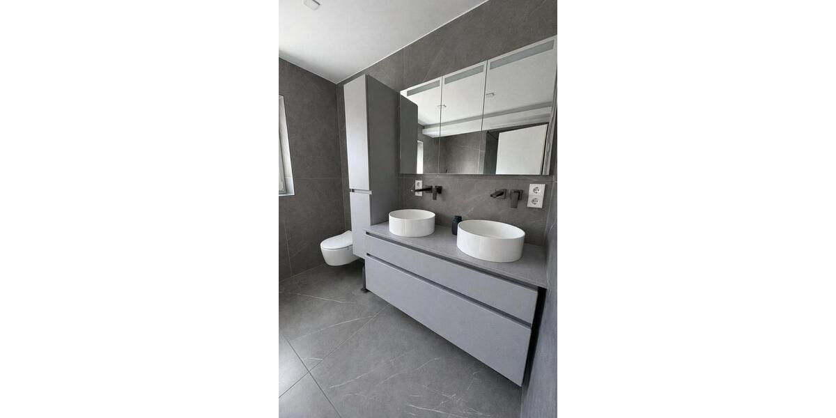 Reihenhaus Esslingen am Neckar Hegensberg - 6 Zimmer, 135 m&sup2;, 870.000&euro; | Angebot:24307983