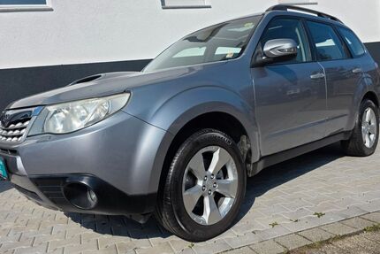 Subaru Forester 195.000 km 2.999 &euro; Stuttgart 70563