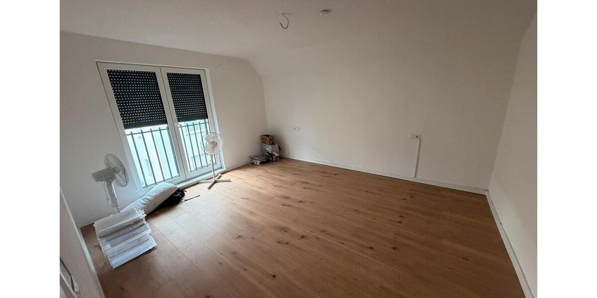 Etagenwohnung Stuttgart Zuffenhausen - 4 Zimmer, 86 m&sup2;, 1.400&euro; | Angebot:27591603
