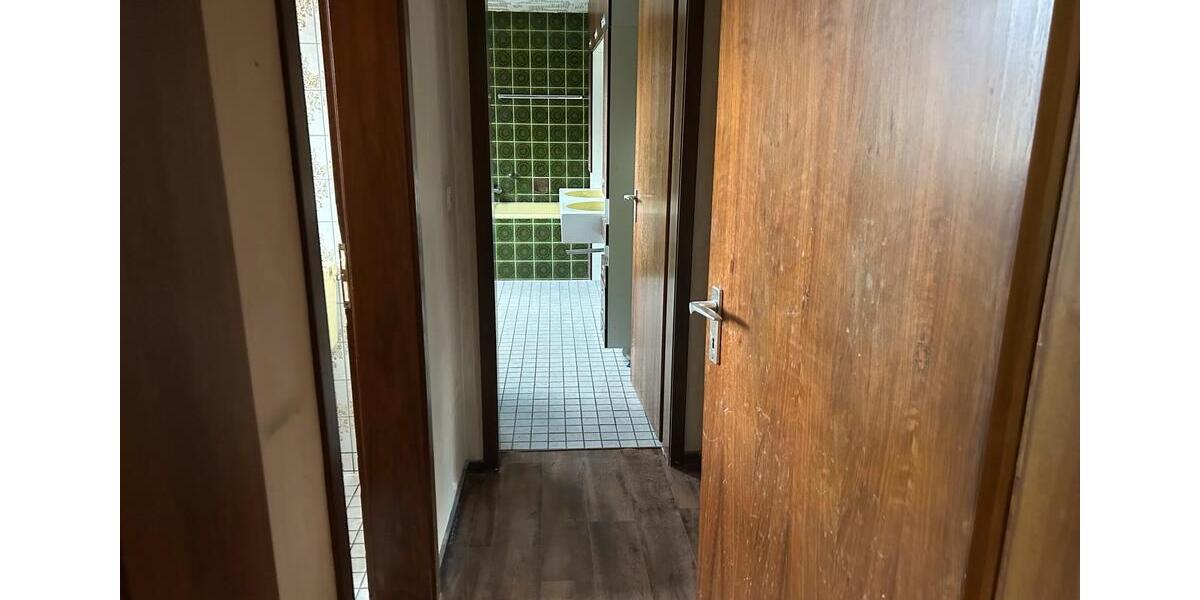 Etagenwohnung Ammerbuch - 5 Zimmer, 140 m&sup2;, 1.000&euro; | Angebot:24299498