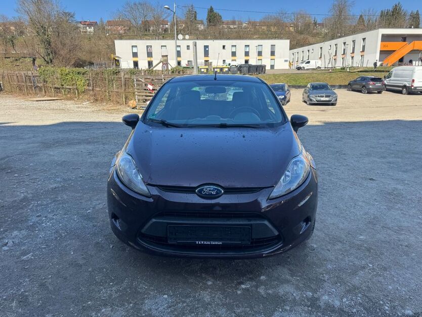 Ford Fiesta 38.000 km 4.999 € Stuttgart 70376