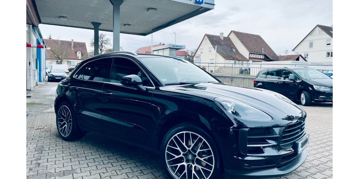 Porsche Macan 90.021 km 49.975 &euro; Friolzheim 71292