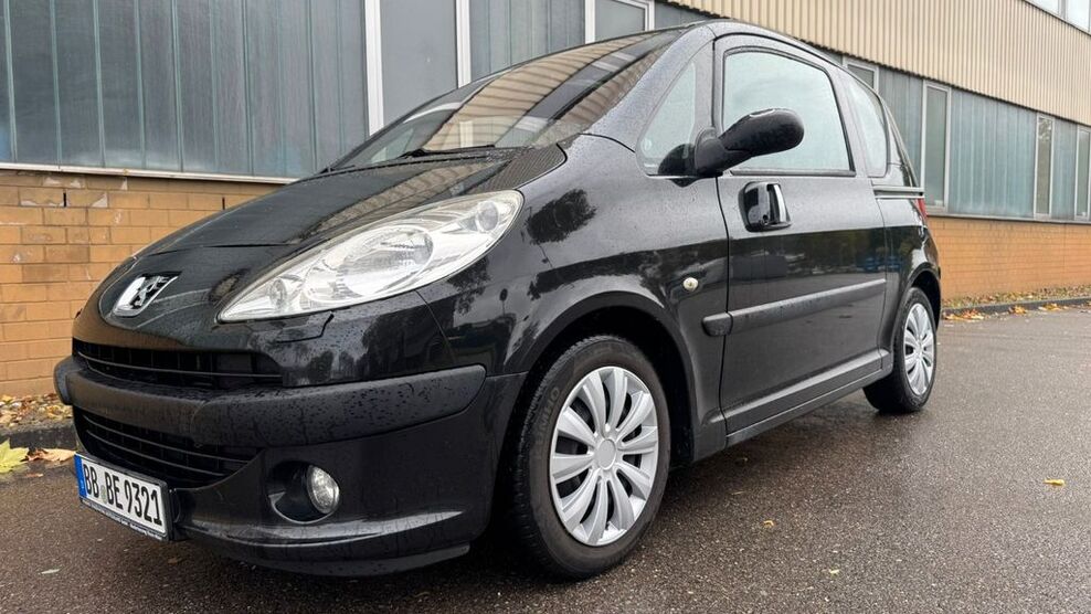 Peugeot 1007 135.000 km 1.999 € Stuttgart 70563