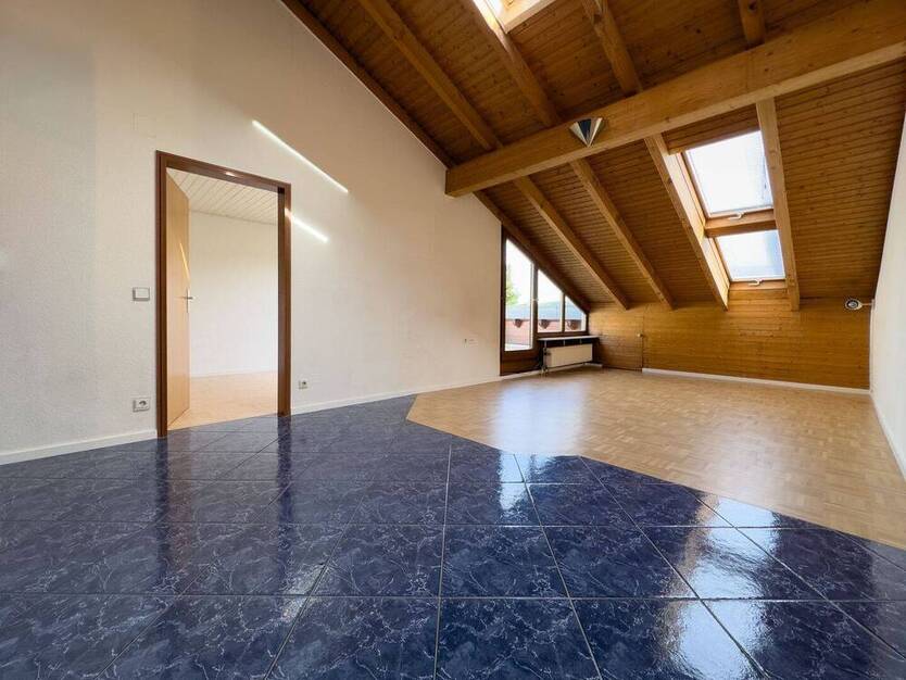 Einzigartige 2-Zimmer-Dachgeschoßwohnung - großzügiges Wohngefühl!